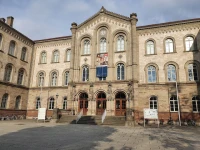 Göttingen Üniversitesi Binası.jpg