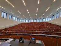 Basel Üniversitesi Konferans Salonu.jpg