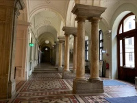 Graz Üniversitesi Kampüs İçi.jpg