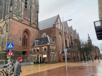 Groningen Üniversitesi Kampüs İçi.jpg