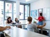 DID Frankfurt Öğrenciler.jpg