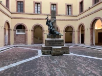 Siena Üniversitesi Kampüs İçi.jpg