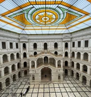 Varşova Teknoloji Üniversitesi Kampüsü.jpg