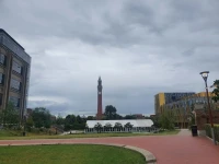 Birmingham Üniversitesi Kampüs İçi.jpg
