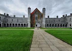 Galway Üniversitesi Binası.jpg