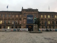 Nürnberg Üniversitesi Binası.jpg