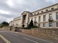 Nottingham Üniversitesi Giriş Kısmı.jpg