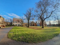 Potsdam Üniversitesi Bahçesi.jpg