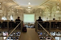 Bern Üniversitesi Kampüs İçi.jpg