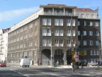 Poznan Ekonomi Üniversite Kampüsü.jpg