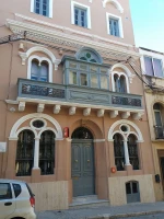 AM Language Malta Dil Okulu Giriş.jpg