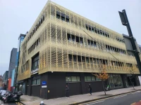 Queen Mary Londra Üniversitesi Binası.jpg