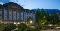 Innsbruck Üniversitesi Dış Görünümü.jpg
