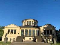 Bonn Üniversitesi Giriş Kısmı.jpg