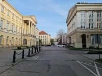Varşova Üniversitesi Kampüs İçi.jpg