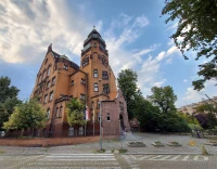 Poznan Teknoloji Üniversite Binası.jpg