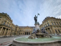 Würzburg Üniversitesi Kampüs İçi.jpg