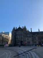 Edinburgh Üniversitesi Binası.jpg