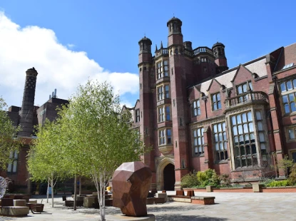 Newcastle Üniversitesi